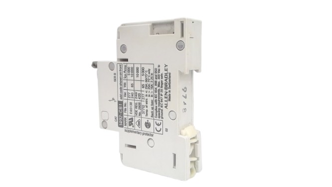 ALLEN BRADLEY 1492-CB1G030