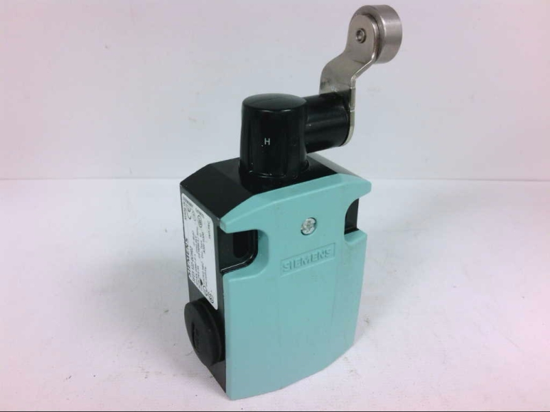 3SE51220CH02 by SIEMENS