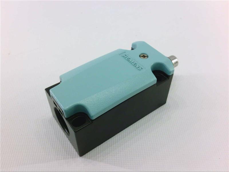 SIEMENS 3SE51120LC02