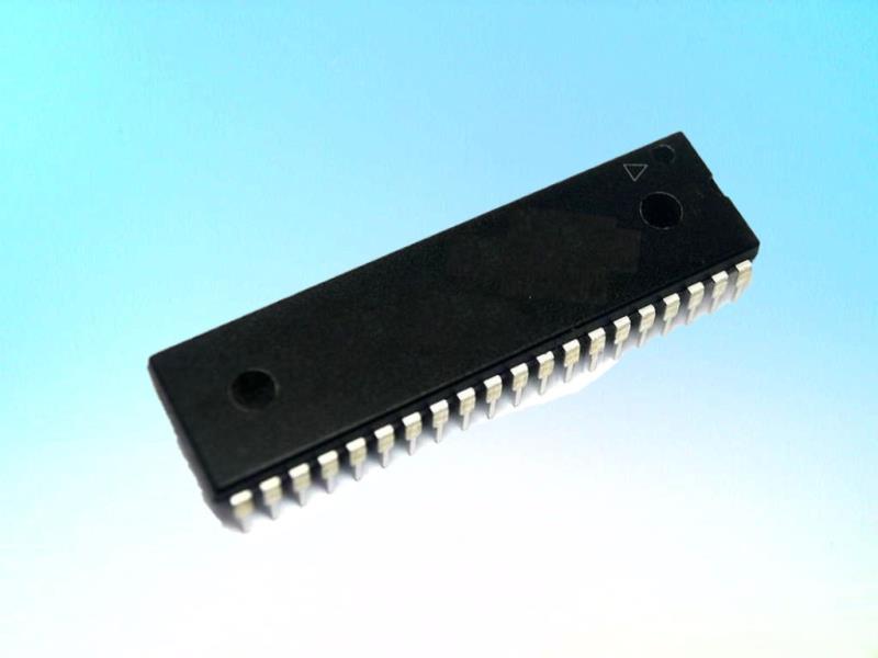 MAXIM INTEGRATED PRODUCTS ICL7137CPL+