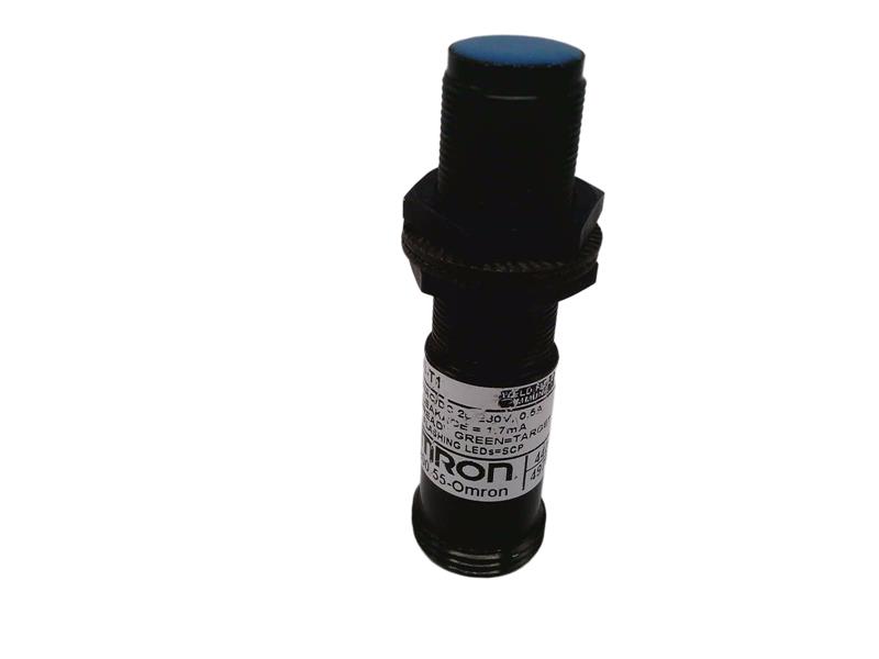 OMRON E2AW-M18LS05-MN3-T1