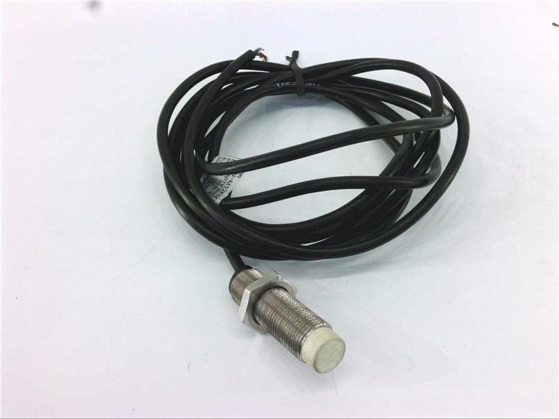 OMRON E2GN-M12KN05-WP-B12M