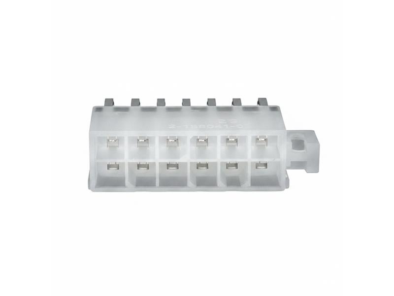 TE CONNECTIVITY 2-1586041-0