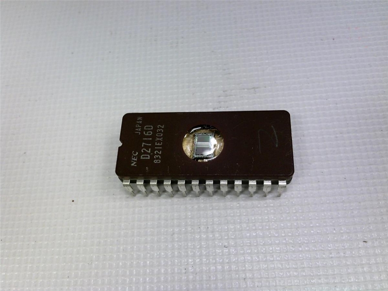 NEC IC2716