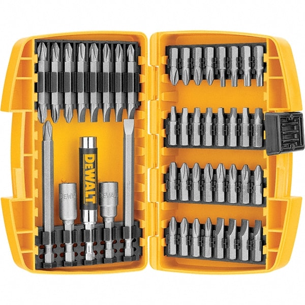 DW2166 por STANLEY BLACK & DECKER