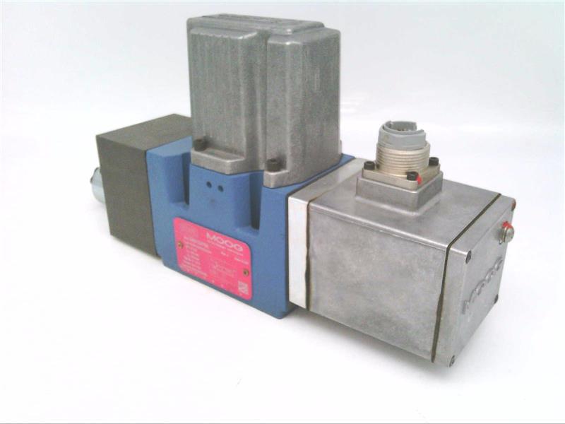 MOOG D661Z4756