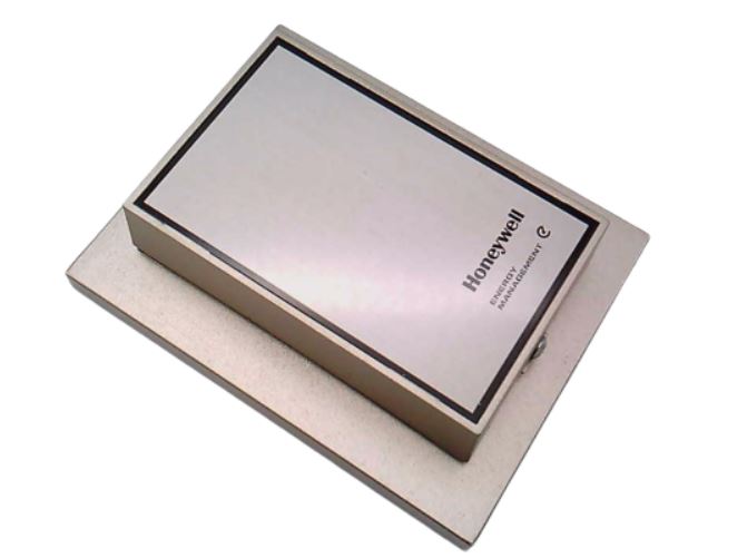 HONEYWELL T7047C-1090