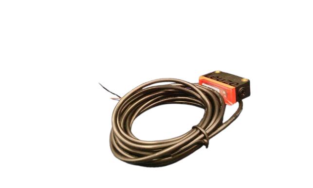 LEUZE HT5B/4