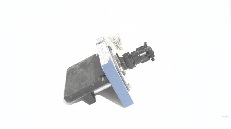 AVTRON M484L-240-48-LP1