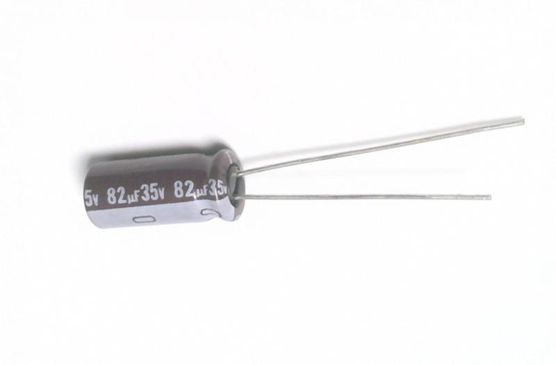 NICHICON UPW1V820MED1TD