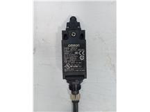 OMRON D4N-2B32