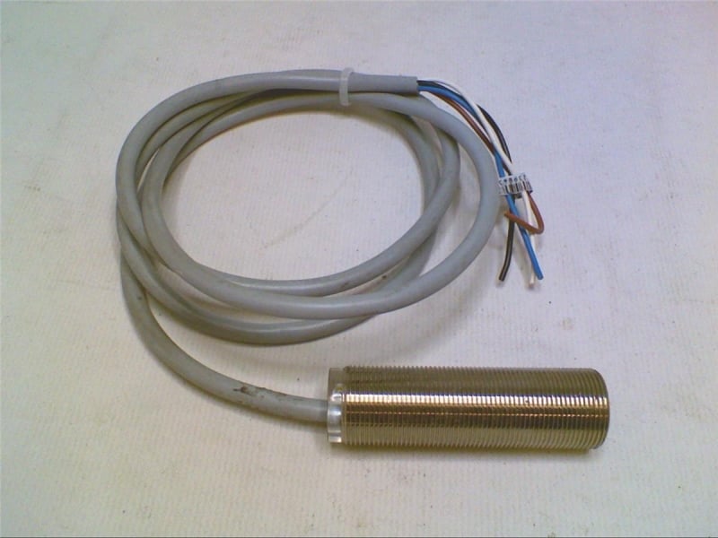 PEPPERL & FUCHS NBB5-18GM60-A0