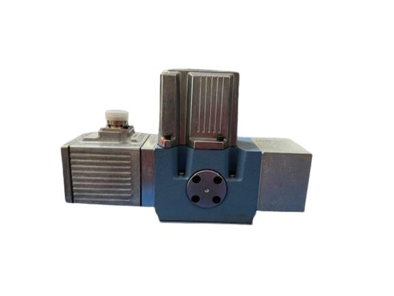 MOOG D661-5208