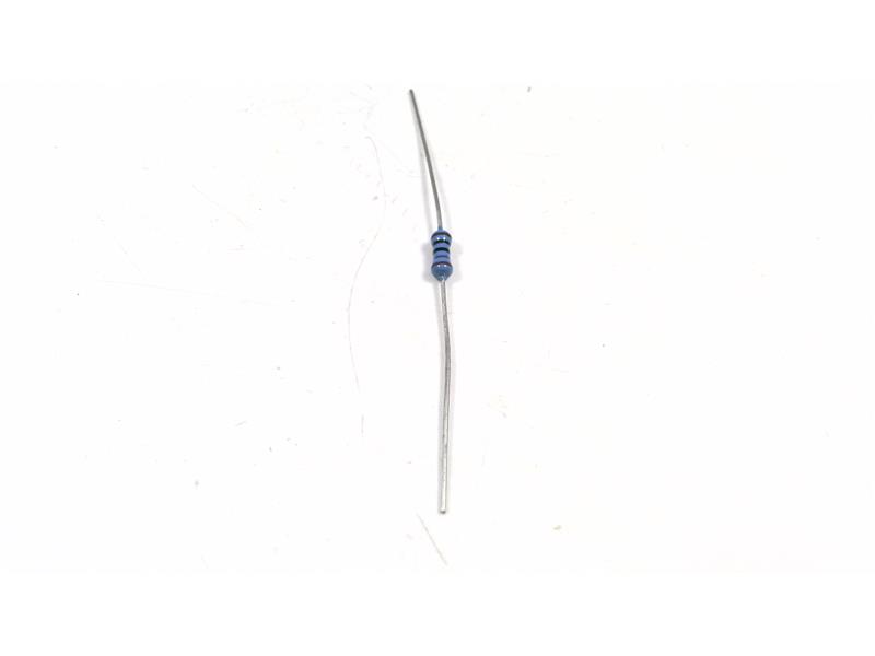 MULTICOMP MCMF0W4FF2700A50