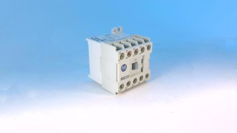 ALLEN BRADLEY 700DC-MB220Z11