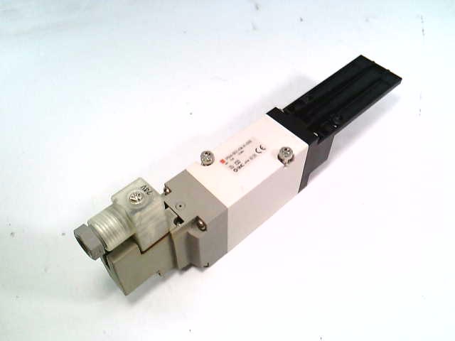 VP544-5DZ1-03N-S1-X555 par SMC