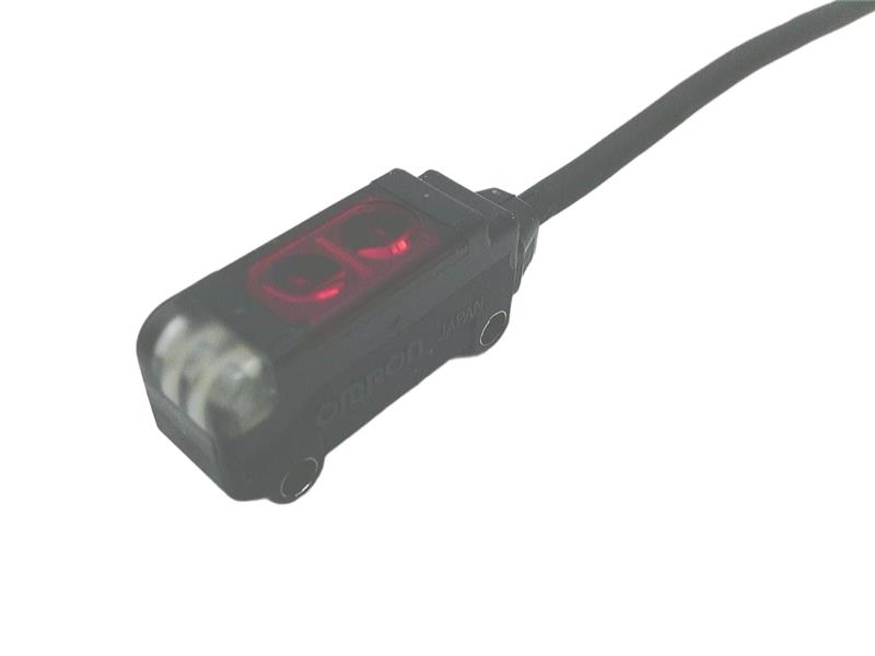 E3T-SL13-1 par OMRON