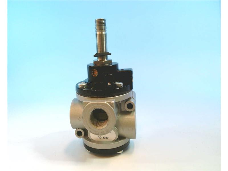 UNIVER GROUP AG-3020