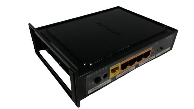 NETGEAR WNR2000V3