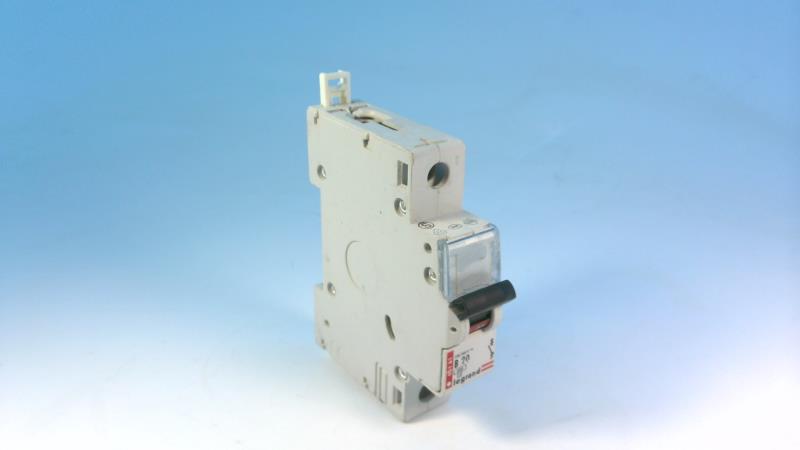 LEGRAND 061 61