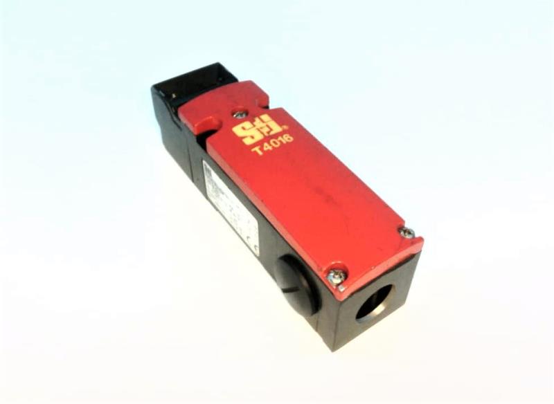 OMRON T4016031