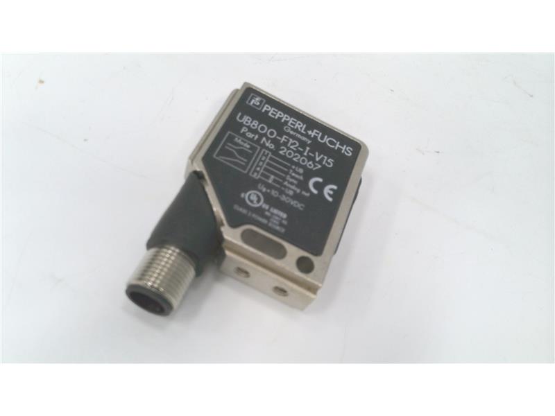 UB800-F12-I-V15 par PEPPERL & FUCHS