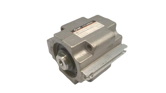SMC CDQ1B32-20D