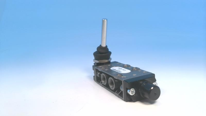 UNIVER GROUP CM-423A