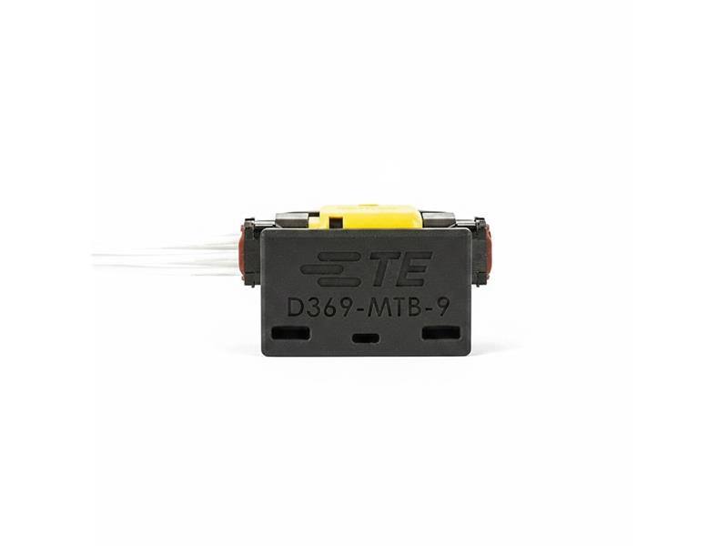 TE CONNECTIVITY 823233-000