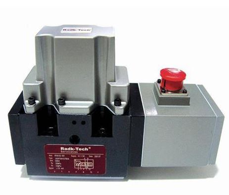 MOOG D661Z556C