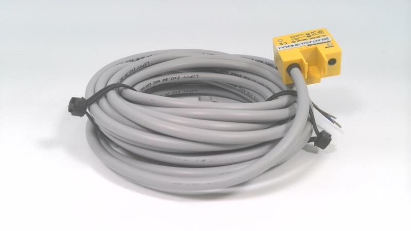 TURCK BIM-AKT-AD4X 7M W/KLA1