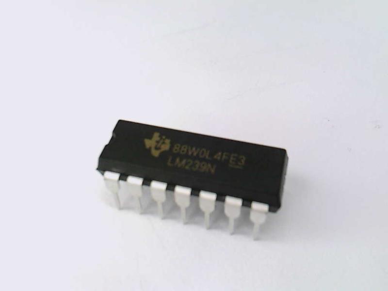LM239N par TEXAS INSTRUMENTS SEMI