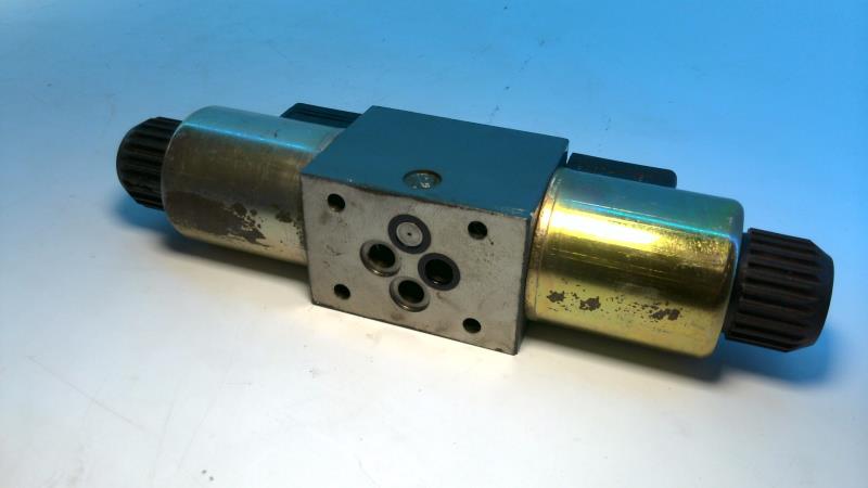 BOSCH 0 810 092 105