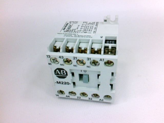 ALLEN BRADLEY 700-M220A1