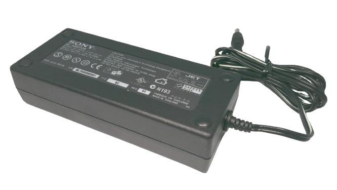 SONY AC-V012E