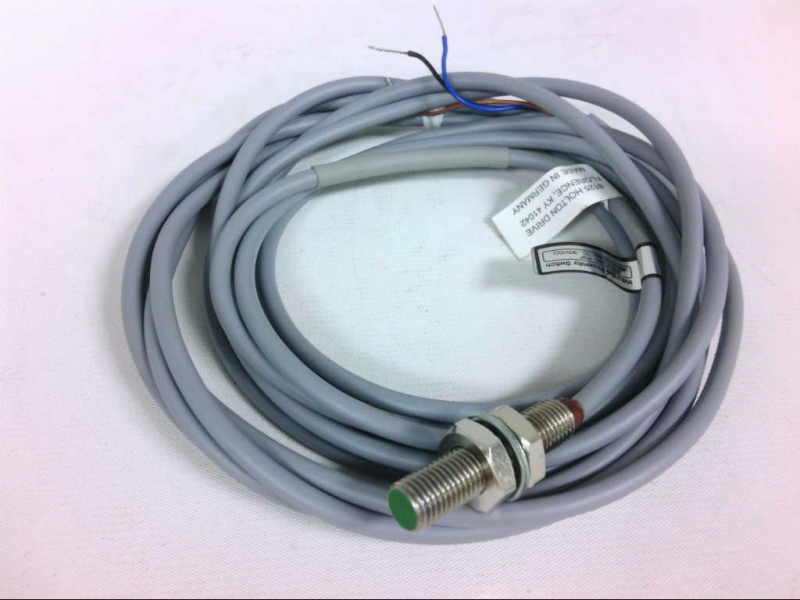 BALLUFF BES-516-324-E3-R3