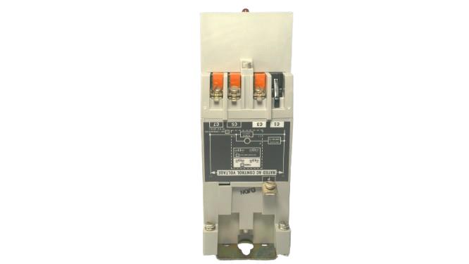 ALLEN BRADLEY 700-RT02R010A2