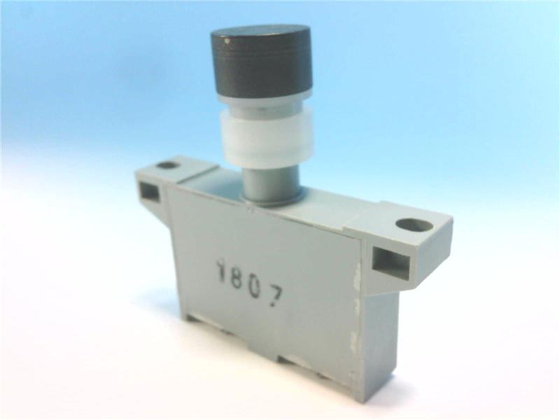 BALLUFF BES 517-142-Y-RK
