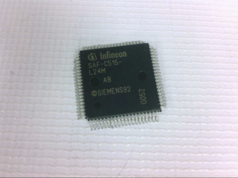 SAF-C515-L24M par INFINEON
