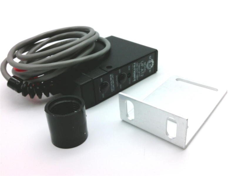 UF-AT2 par TRI-TRONICS