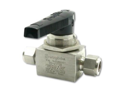 SWAGELOK SS-45TS8