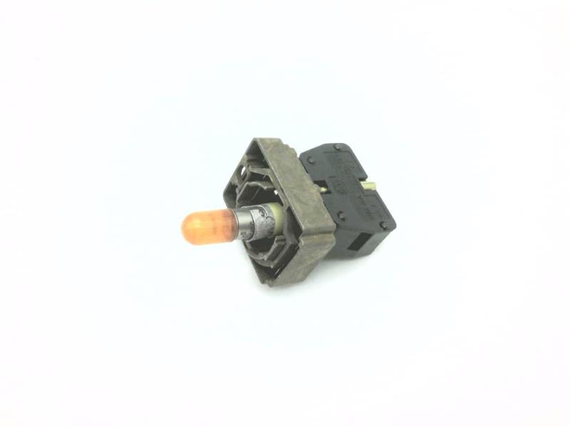 ALLEN BRADLEY 800E-2DL3A