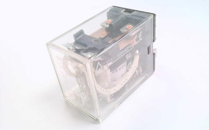 OMRON LY2-DC24