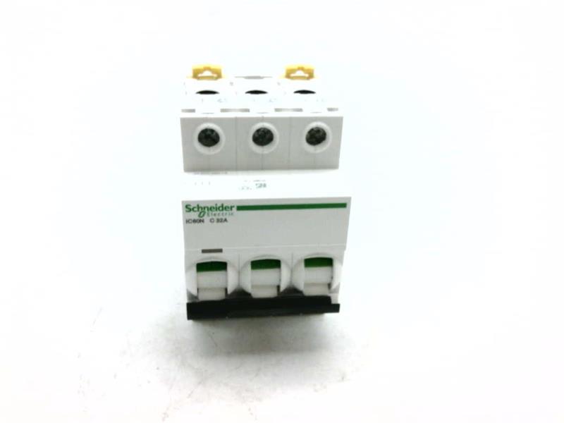 SCHNEIDER ELECTRIC A9F74332