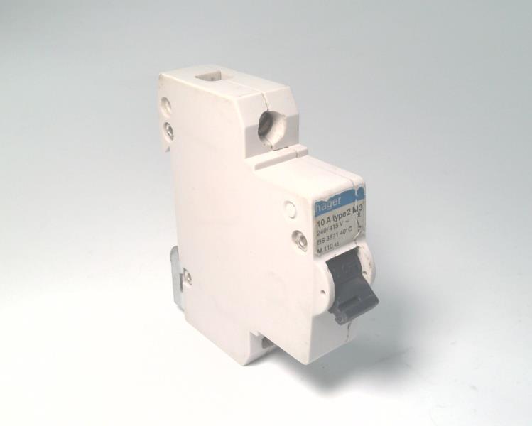 HAGER M110