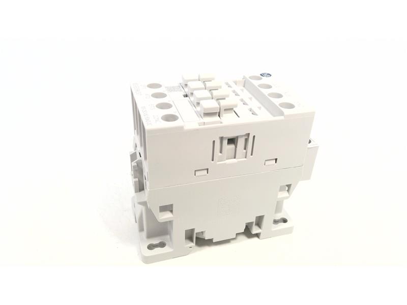 ALLEN BRADLEY 100-E09KD01
