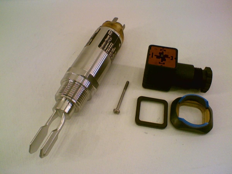 FTL31-CA4V3AAVBJ by ENDRESS & HAUSER