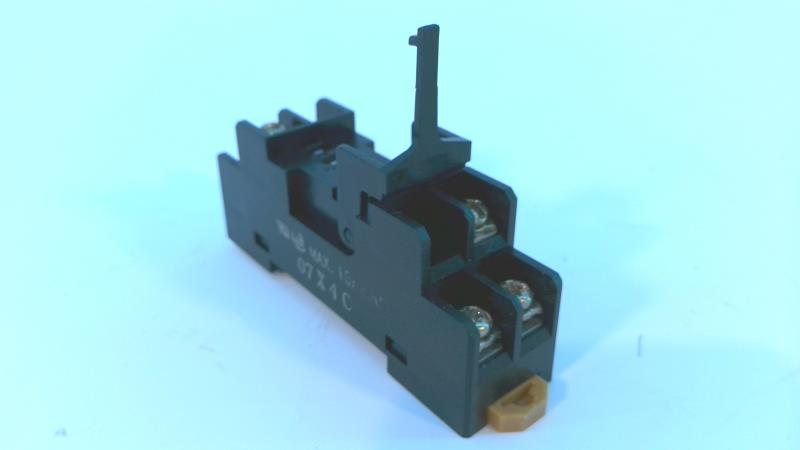 OMRON P2RF-05