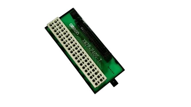 XW2R-P40G-T by OMRON
