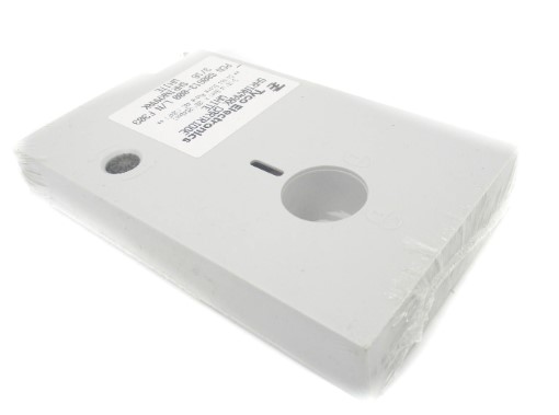 TE CONNECTIVITY 6806-G137